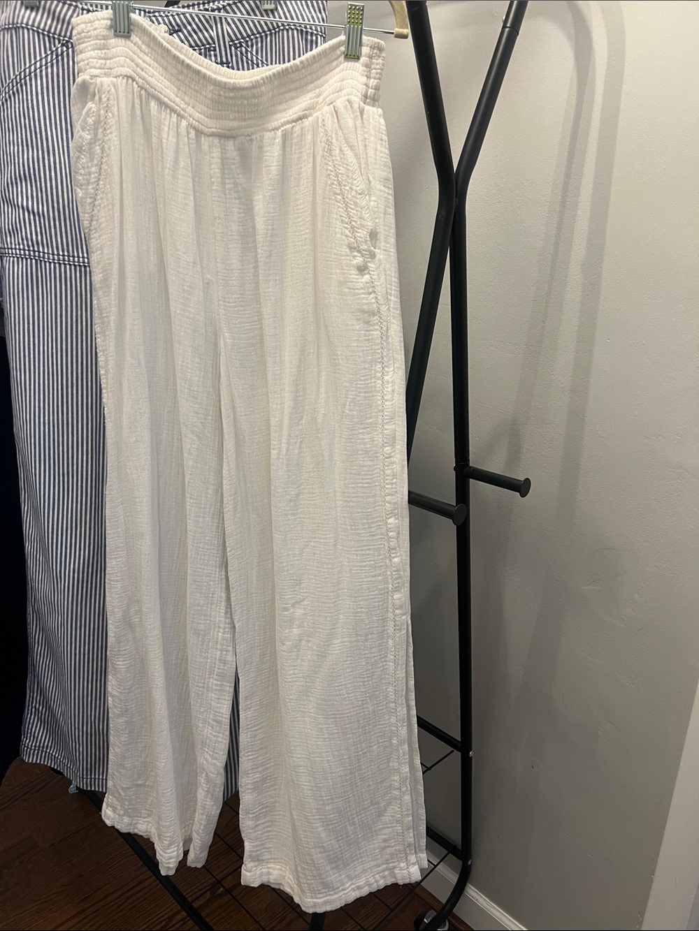 White Wide-Leg Gauze Pants by aerie